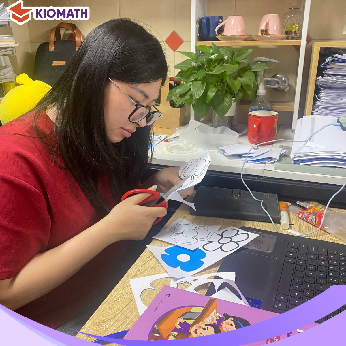 Phía sau mỗi buổi học là một trái tim thầm lặng