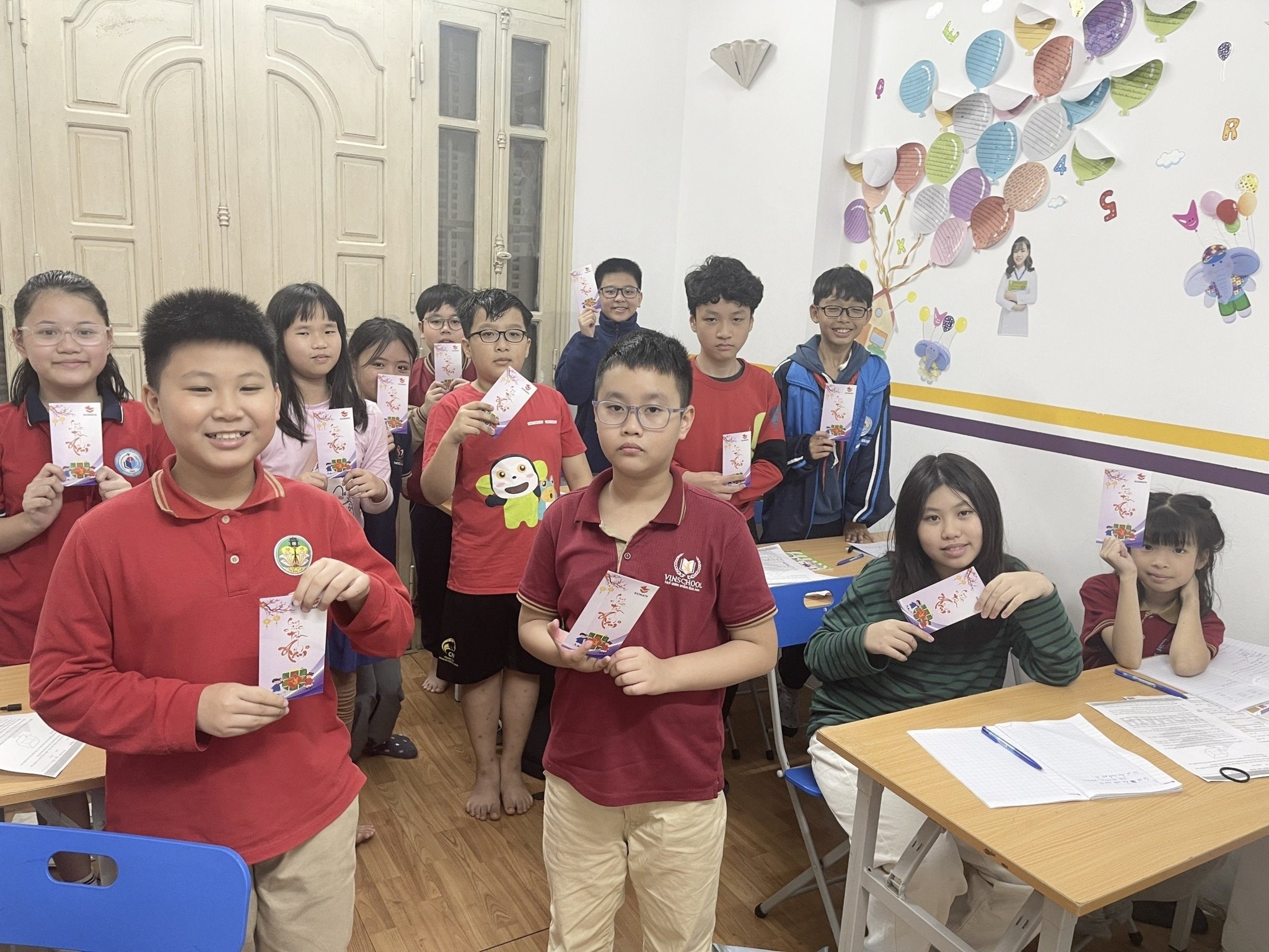 TẾT CHẢ THÍCH GÌ - CHỈ THÍCH LÌ XÌ