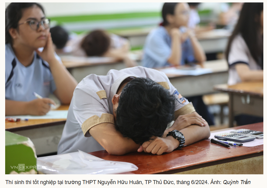 CĂNG THẲNG VÌ BỐ MẸ 'CHỌN HỘ' ĐẠI HỌC