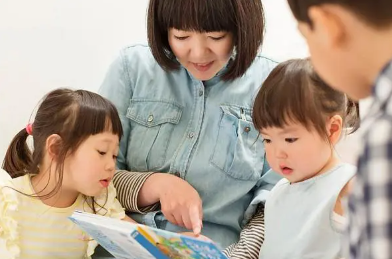 NHỮNG LỖI MÀ CHA MẸ THƯỜNG MẮC KHI DẠY HỌC CON VÀ CÁCH KHẮC PHỤC (LỚP 5)